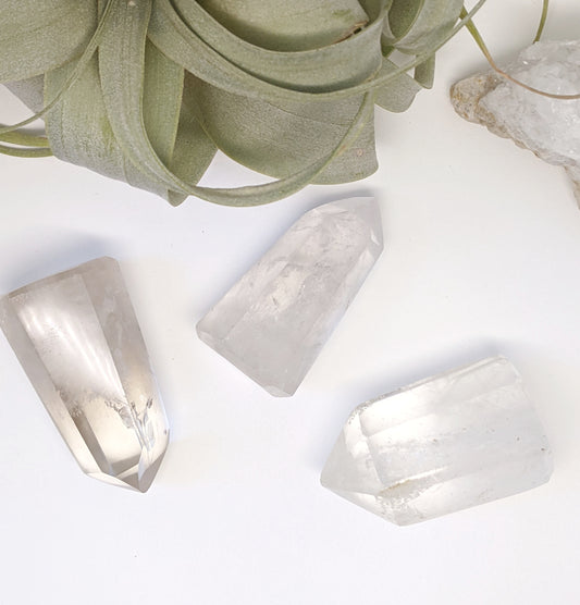 Quartz Crystal Point| Healing Crystals | Chakra Stones | Worry Stone | Palm Stone | Heart Stone | Crystal Gifts