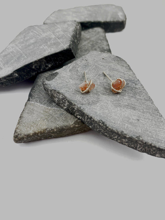 rachel_dawn_designs_gold_wrapped_sunstone_stud_earrings