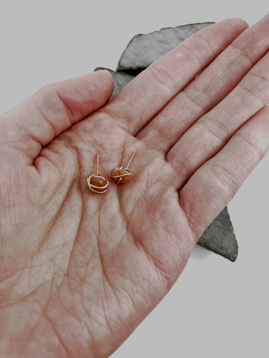 rachel_dawn_designs_rose_gold_wrapped_sunstone_stud_earrings