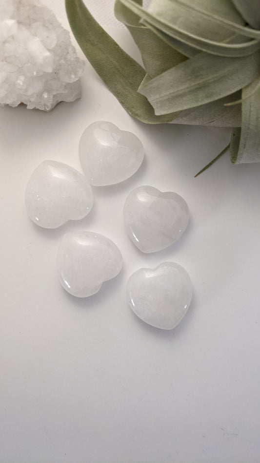 Quartz Crystal Stone Heart| Healing Crystals | Chakra Stones | Worry Stone | Palm Stone | Heart Stone | Crystal Gifts