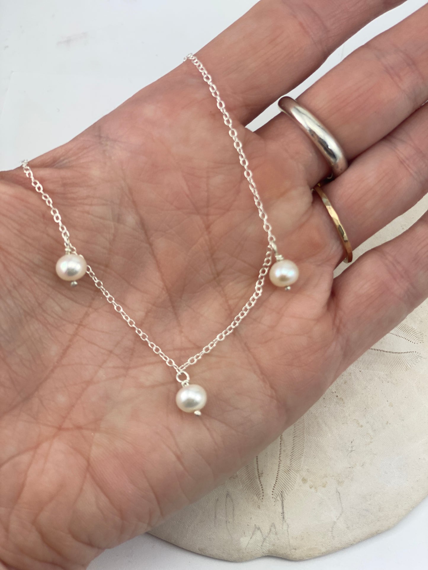 Silver Scalloped Pearl Necklace