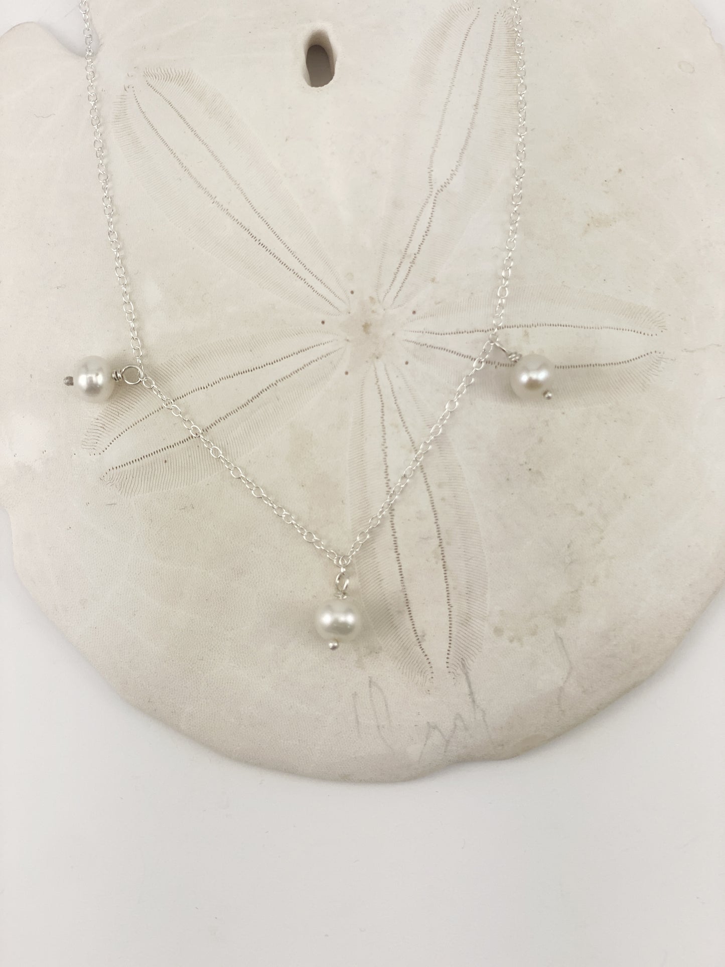 Silver Scalloped Pearl Necklace