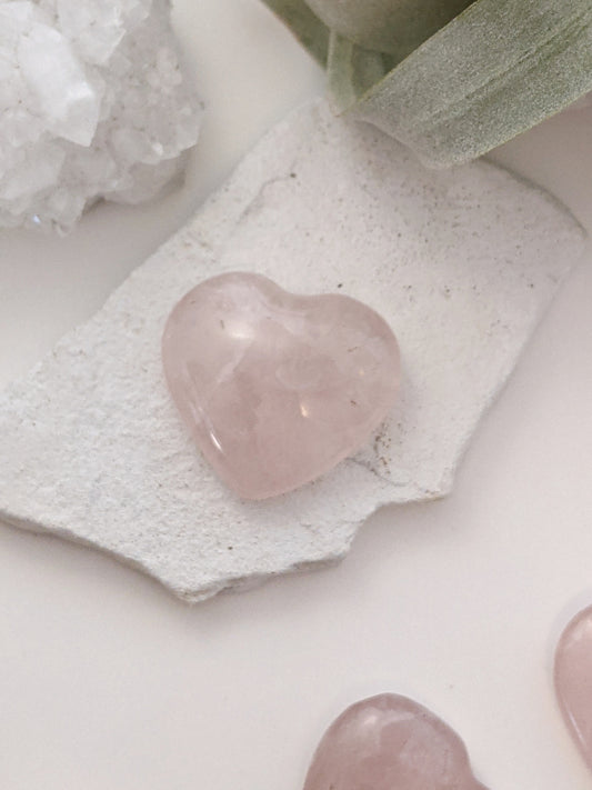 Rose Quartz Stone Heart| Healing Crystals | Chakra Stones | Worry Stone | Palm Stone | Heart Stone | Crystal Gifts