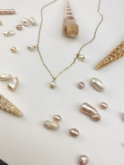 Gold Scalloped Pearl Necklace