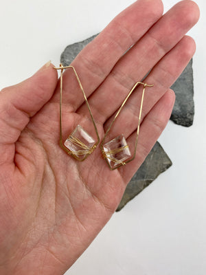 Rachel_dawn_designs_gold_hammered_kite_earrings_quartz
