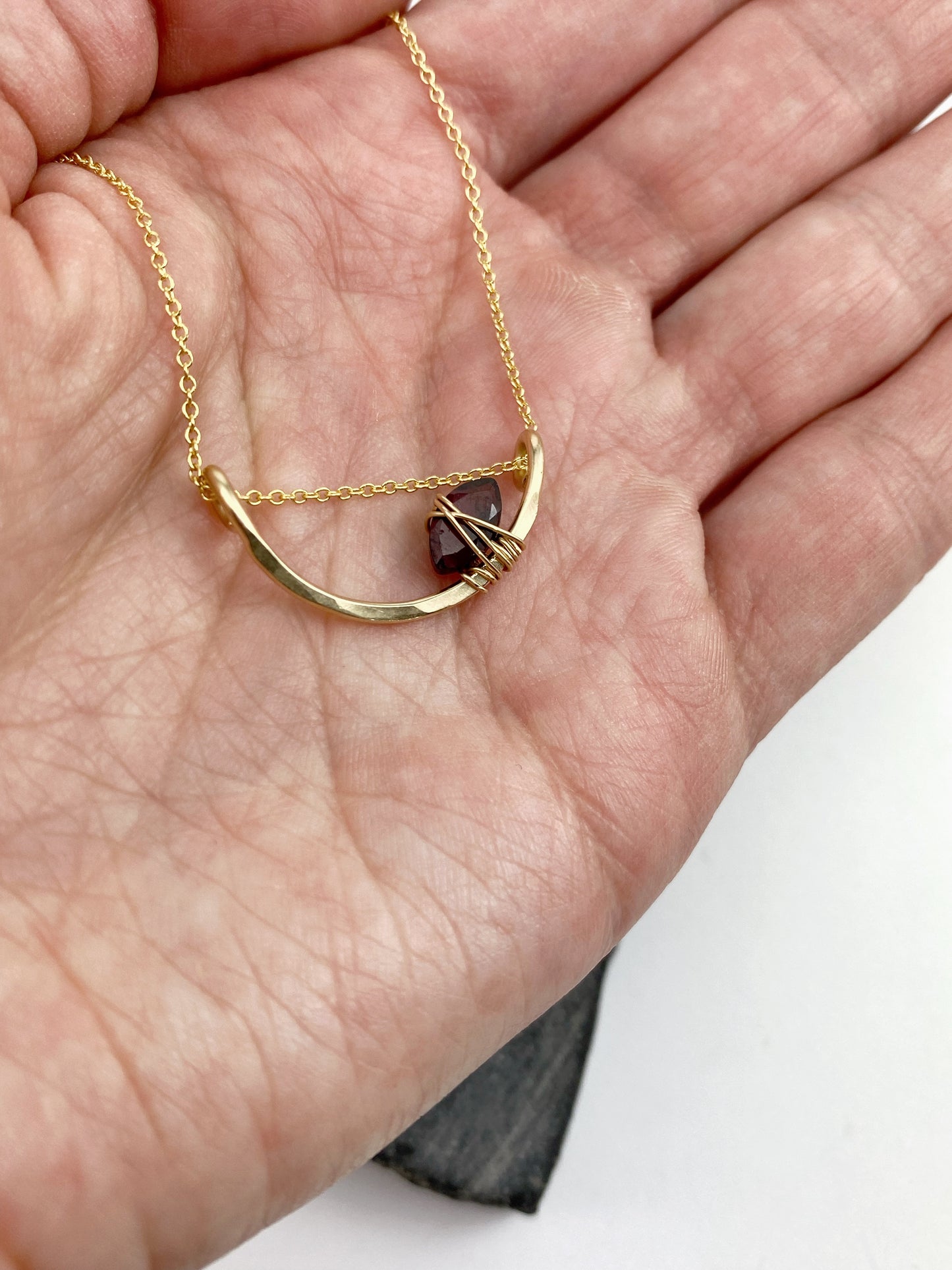 rachel_dawn_designs_gold_garnet_arch_necklace