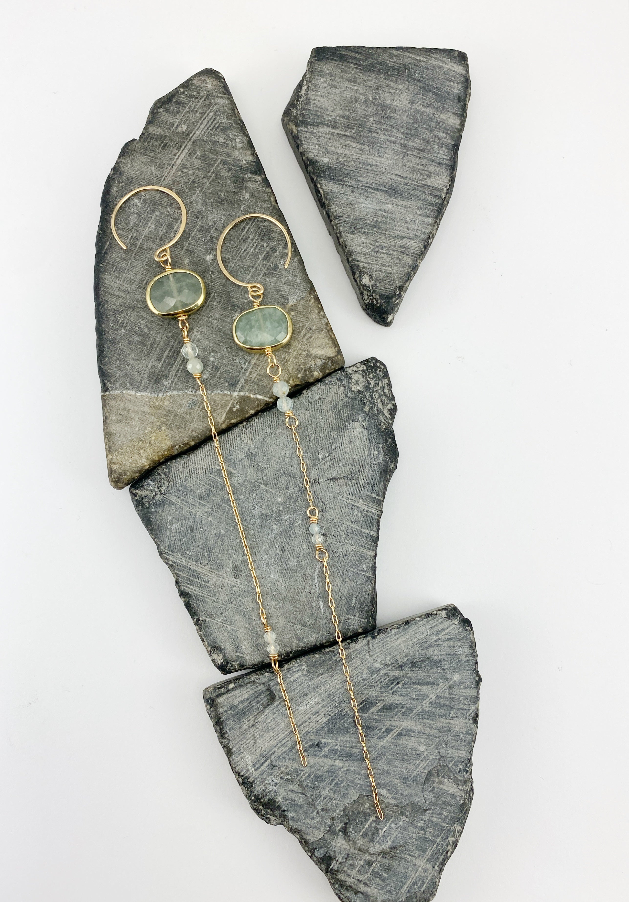 rachel_dawn_designs_asymmetrical_aquamarine_drop_earrings