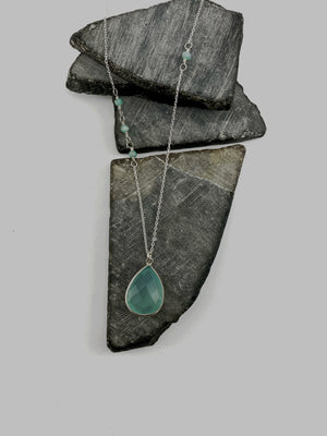 rachel_dawn_designs_silver_chalcedony_bevel_necklace