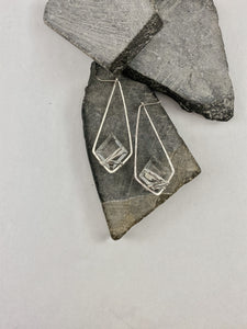 rachel_dawn_designs_silver_kite_earrings_quartz_hammered