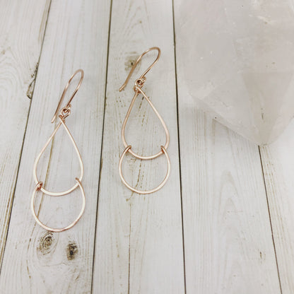 Rose Gold Teardrop Fall Earrings | Hammered Teardrop Earrings | Open Teardrop Earrings | Rose Gold Teardrop Earrings | Geometric Earrings | Everyday Earrings