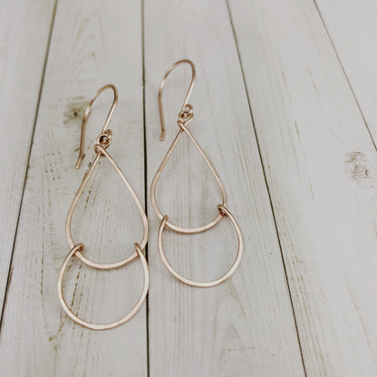 Rose Gold Teardrop Fall Earrings | Hammered Teardrop Earrings | Open Teardrop Earrings | Rose Gold Teardrop Earrings | Geometric Earrings | Everyday Earrings
